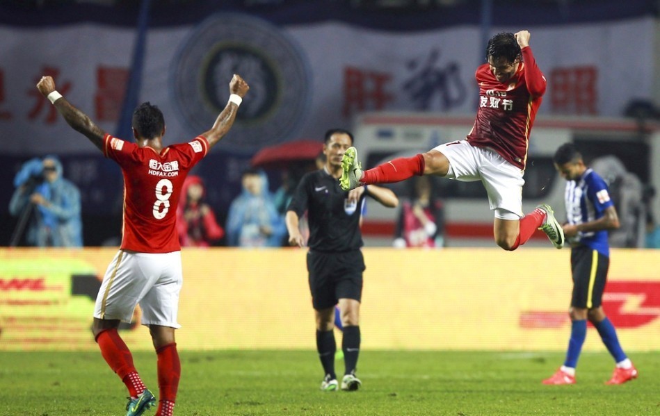 壹号娱乐APP-今晚体能课后，浙江队门线救险备战亚冠，悬念犹存，轮换策略成焦点的简单介绍-壹号娱乐APP